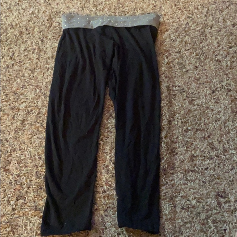 Black leggings